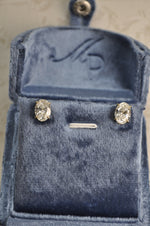 Studs Oval 3ct